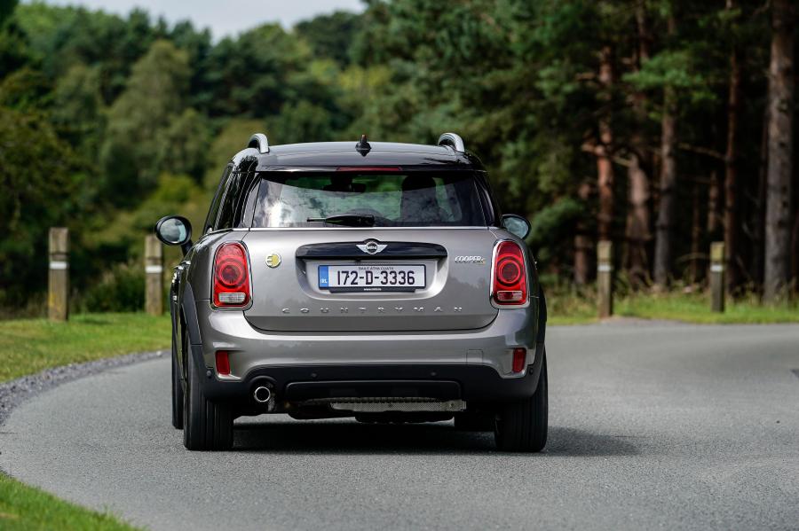  Mini Cooper S E Countryman ALL4 (F60) 2017 года  (UK) (фото 21 из 28)